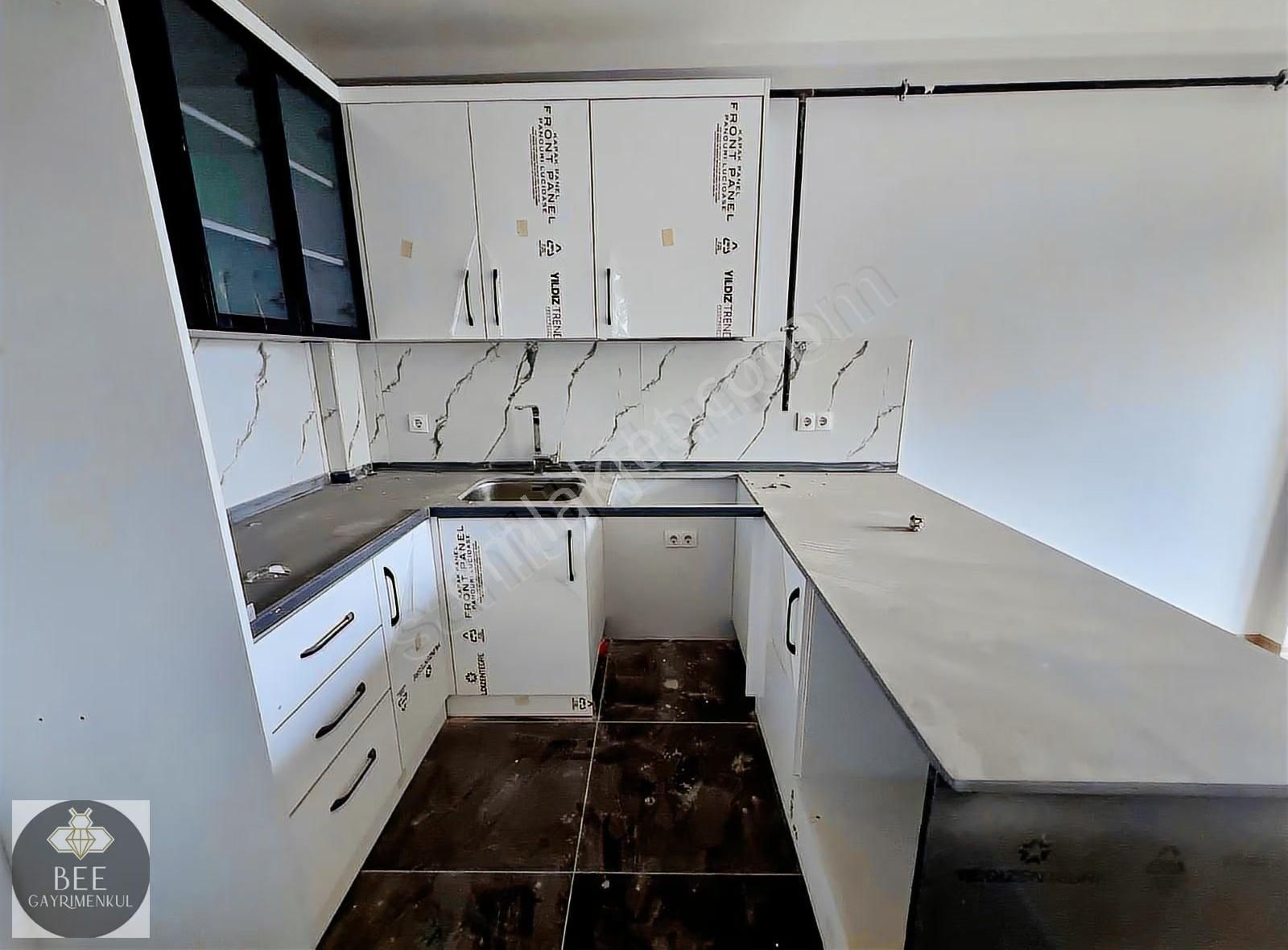 Acil Satılık! Geniş, Lüks Site, Muazzam Peyzaj Ve Kelepir Fiyat! - Görsel 7