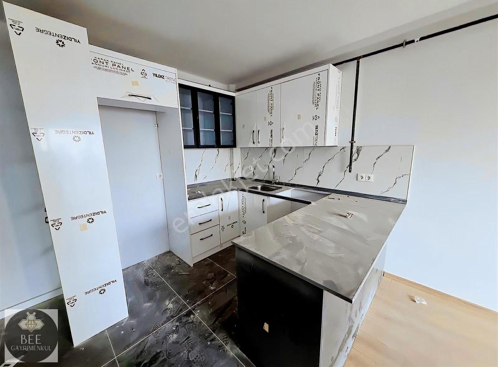 Acil Satılık! Geniş, Lüks Site, Muazzam Peyzaj Ve Kelepir Fiyat! - Görsel 15