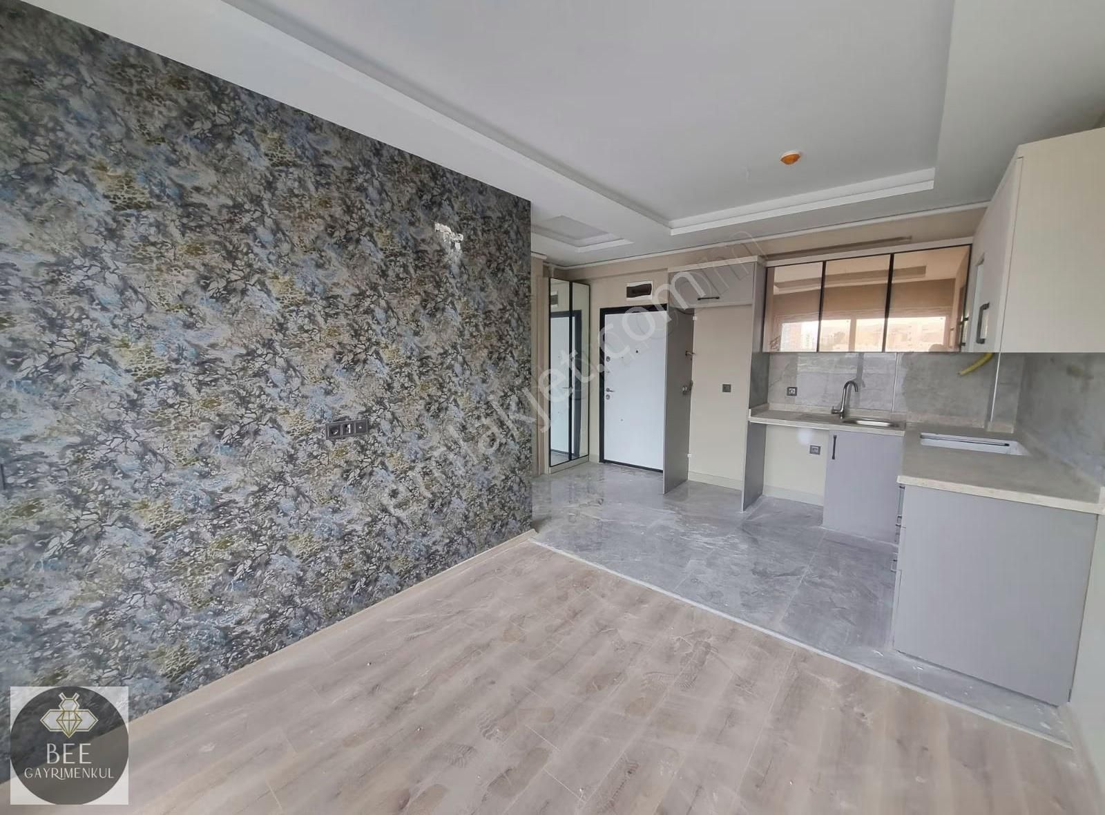 Mezitlinin En Gözde Projesinde Acil Satılık 1+1 - Görsel 2