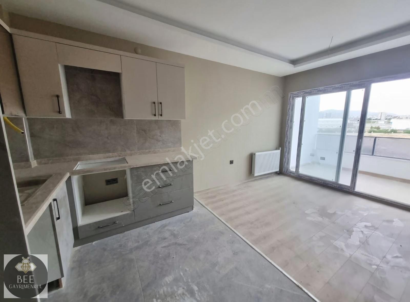 Mezitlinin En Gözde Projesinde Acil Satılık 1+1 - Görsel 7