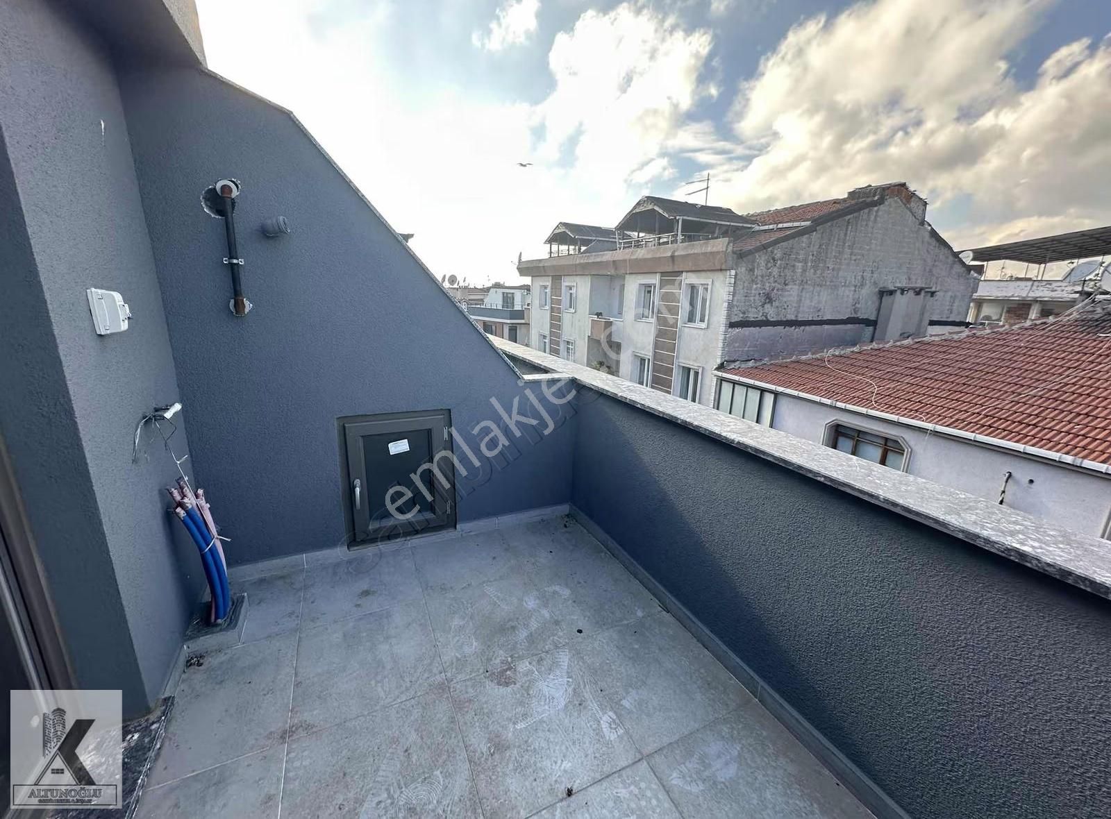 Cadde Yakınında Satılık Lüks 4+2 200m2 Dubleks - Görsel 8