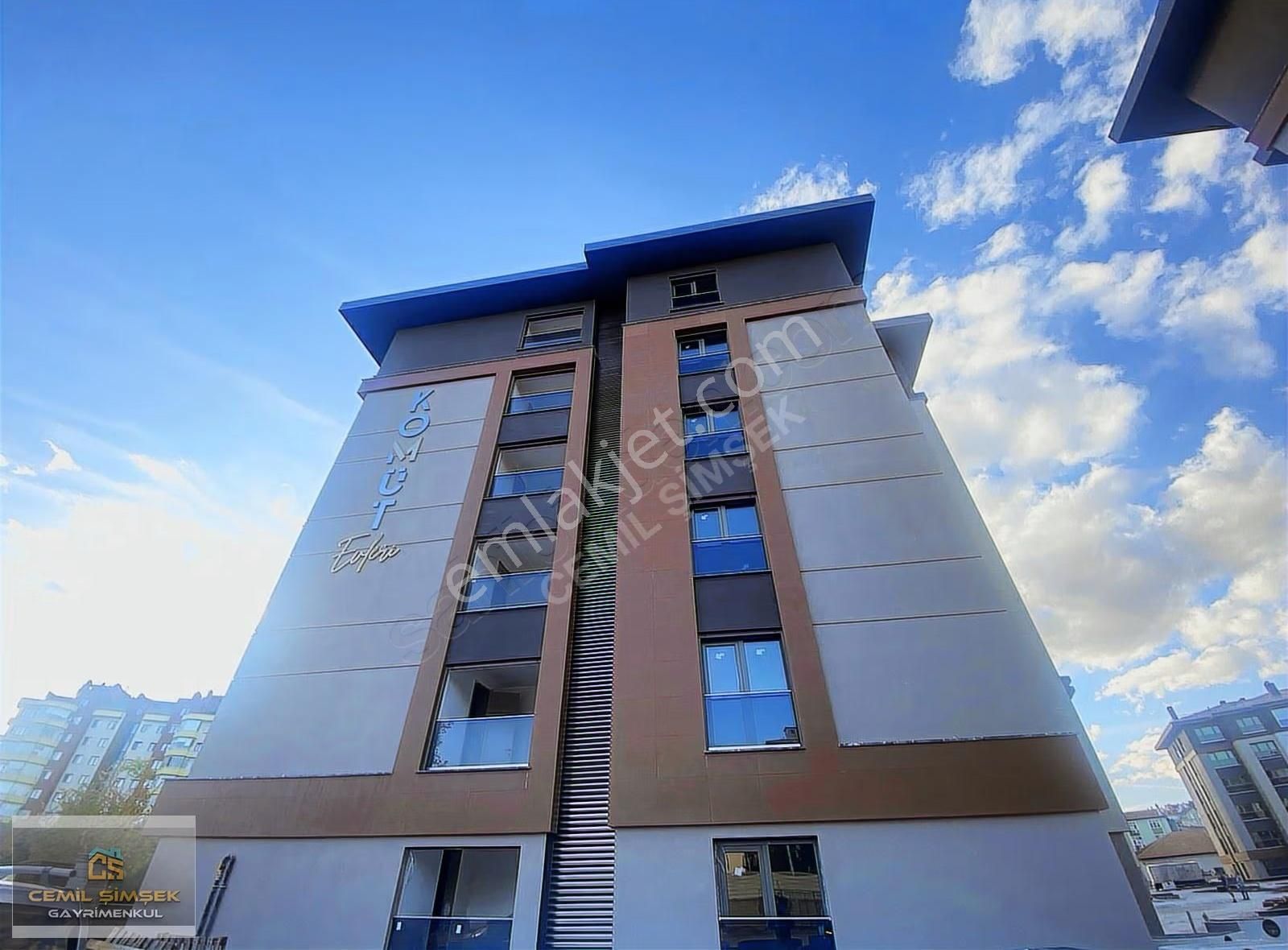 Cemil Şimşek'ten Komüt Evlerinde 5+1 Ultralüx Daire Satılık - Görsel 7