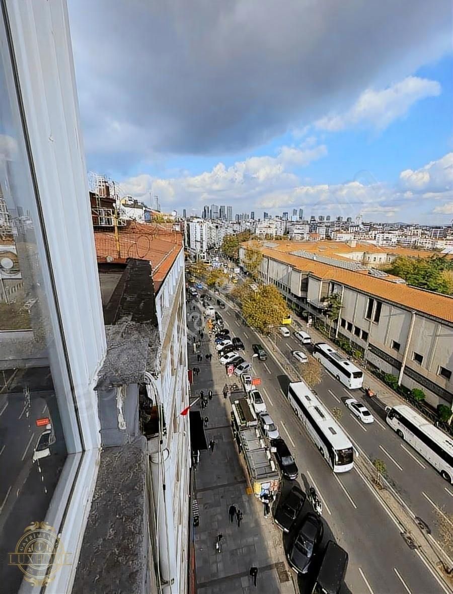 Boğaz Manzaralı Cumhuriyet Caddesi Üzerinde Kiralık Ofis - Görsel 21