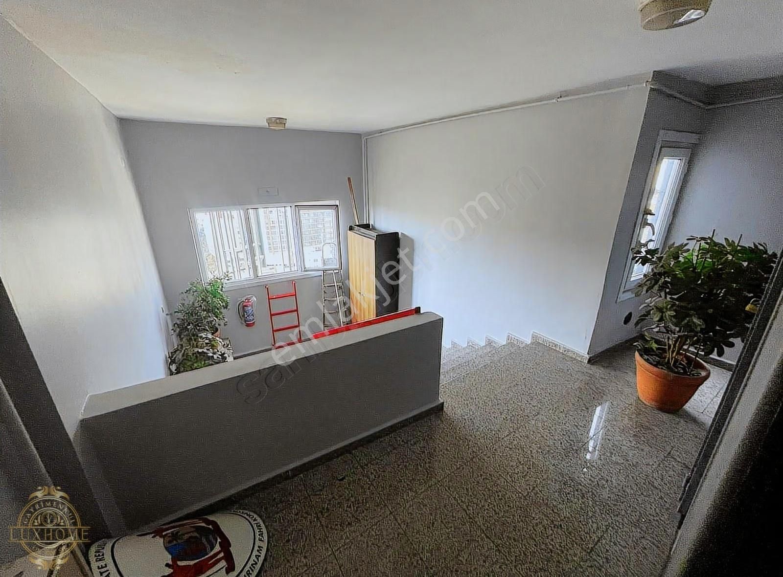 Boğaz Manzaralı Cumhuriyet Caddesi Üzerinde Kiralık Ofis - Görsel 15