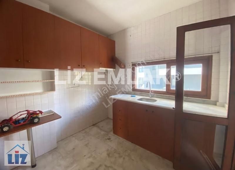 Suadiye Marmaray'a 1. Parelelde Balkonlu 3+1 Satılık Daire - Görsel 10