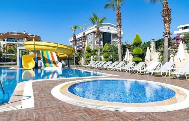 Açık-kapalı Yüzme Havuzlu,güvenlikli Sitede 1+1 Eşyalı Daire - Görsel 2