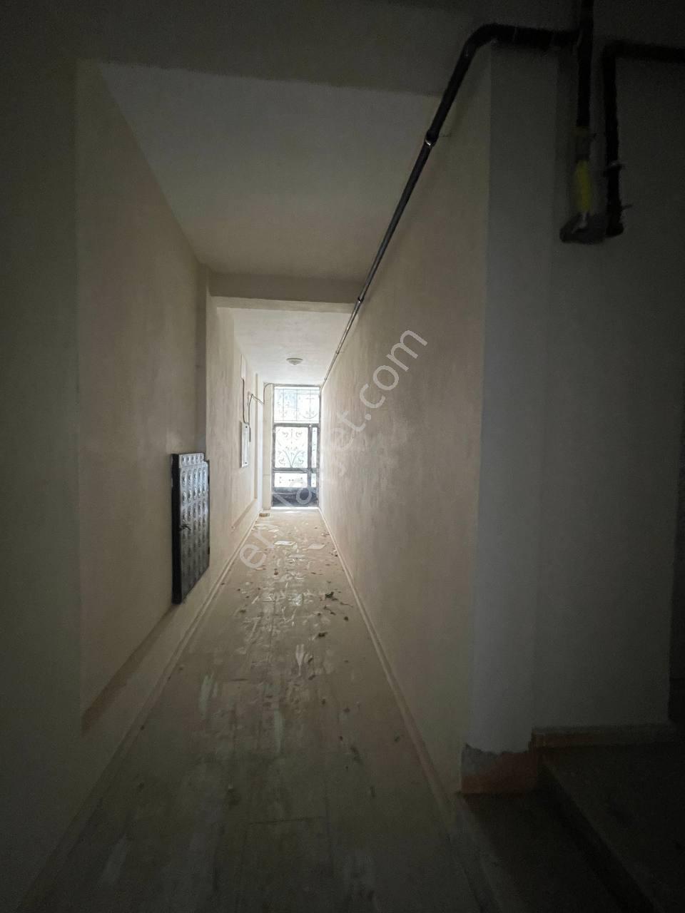 Selvili Tepe Mahallesinde Sıfır Kiralık Zemin Bahçeli 2+1 Daire - Görsel 18