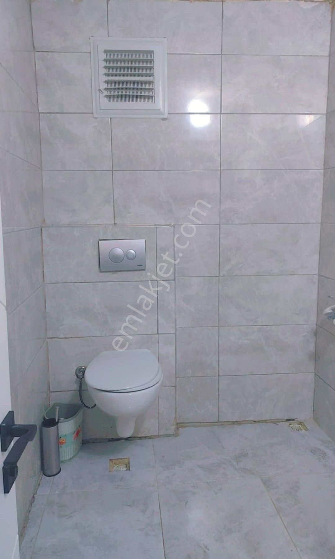 Çınar Maliye Altında Yarı Bodrum Kat 2+1/50 M2 Açık Mutfak Klimalı Eşyalı Apart 1.175.000 Tl !!! - Görsel 8