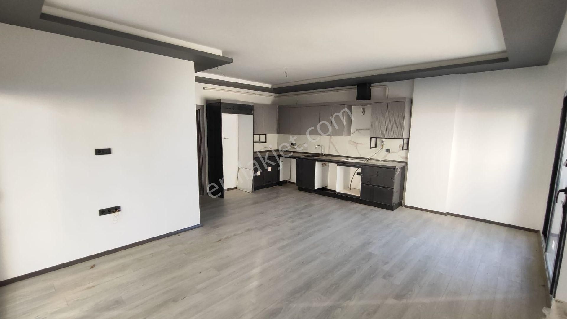 Kuşadası'nda Doğalgazlı Satılık - Görsel 14