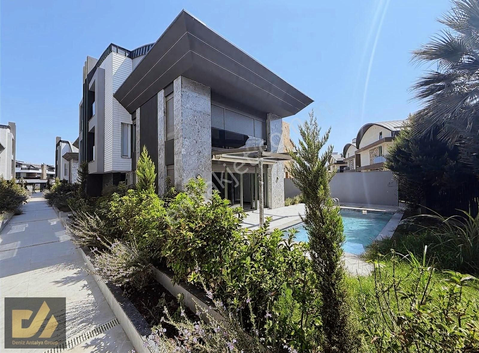 Molla Yusuf Mah Lüks Kiralik Sıfır Villa - Görsel 5