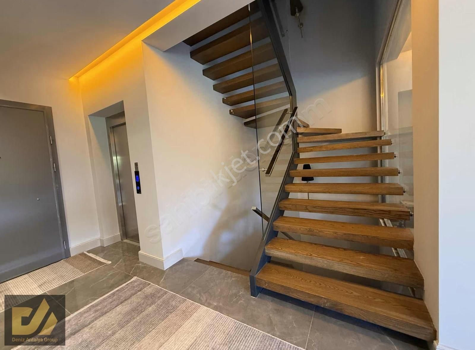 Molla Yusuf Mahallesinde Lüks Triplex Satılık Villa - Görsel 5