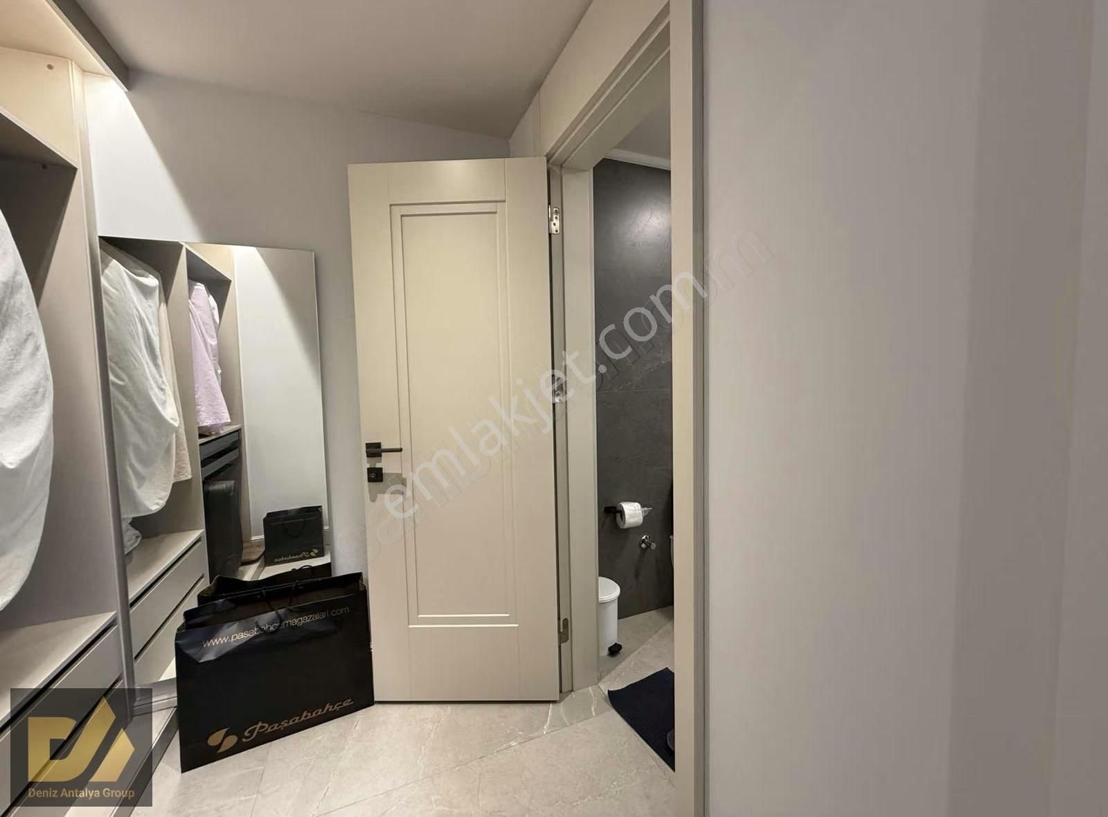 Molla Yusuf Mahallesinde Lüks Triplex Satılık Villa - Görsel 17