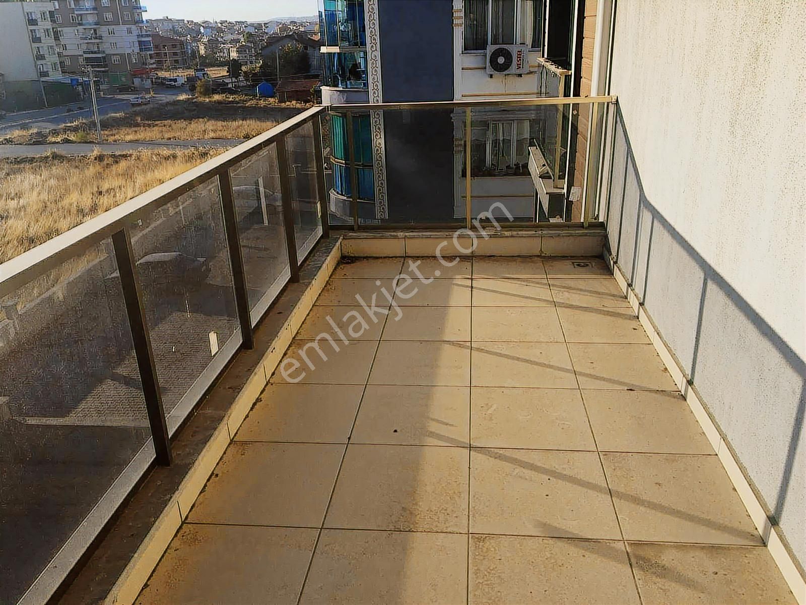 Uşak Merkez Fevzi Çakmak Mahallesinde Satılık 3+1 Dublex Daire - Görsel 9