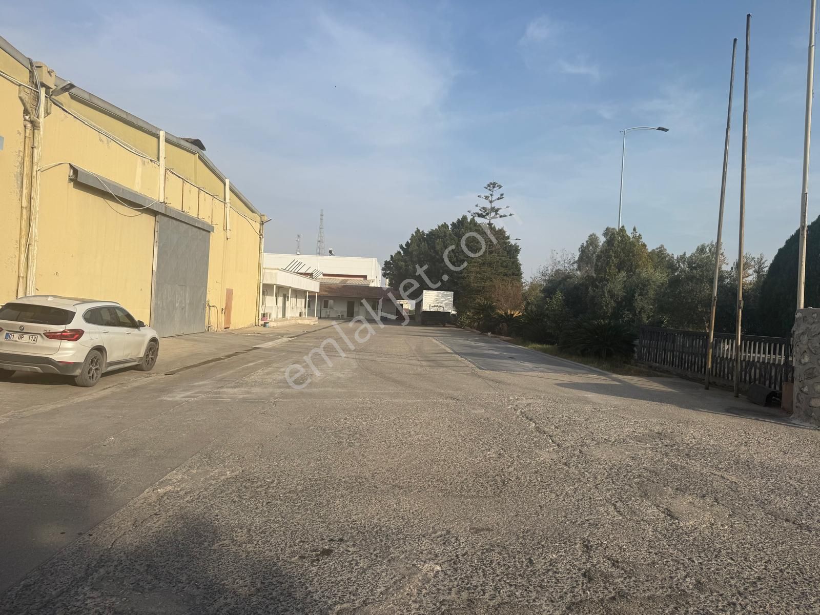 Zorlu Gayrimenkul'den Organize Sanayi'de 1400m2 Kiralık Fabrika - Görsel 4