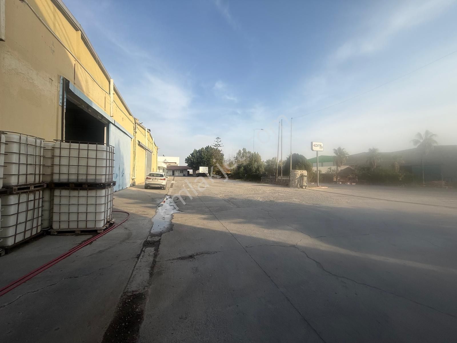 Zorlu Gayrimenkul'den Organize Sanayi'de 1400m2 Kiralık Fabrika - Görsel 2