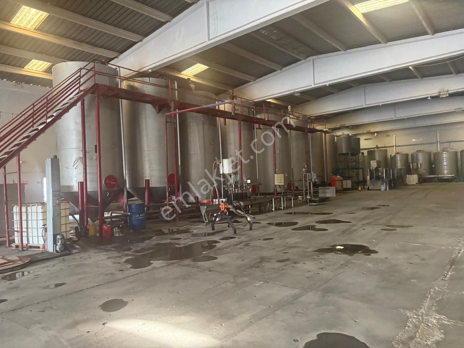 Zorlu Gayrimenkul'den Organize Sanayi'de 1400m2 Kiralık Fabrika - Görsel 10