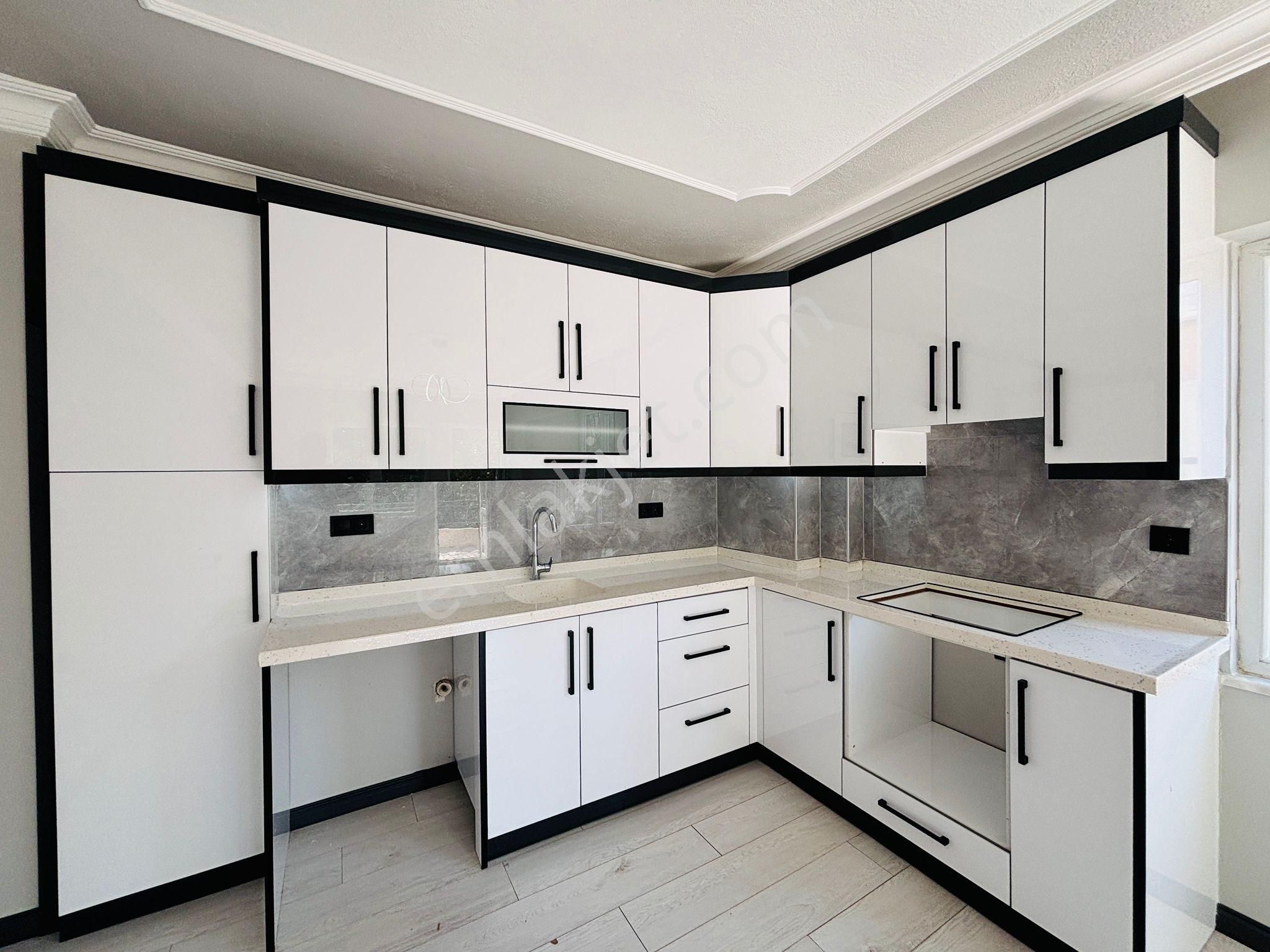 Didim Çamlık'ta Plaja Yakın 2+1 Daire - Görsel 5