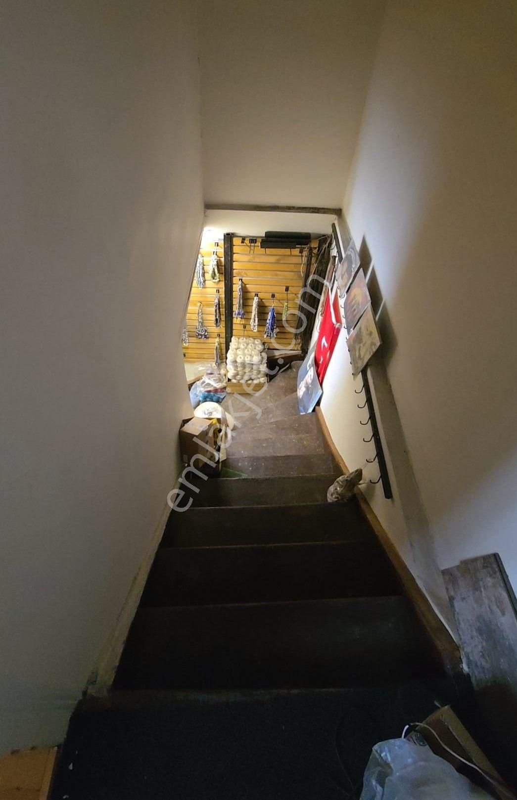 Arif Gürsular' Dan Kemeraltı' Nda Satılık Tarihi Dükkan - Görsel 10