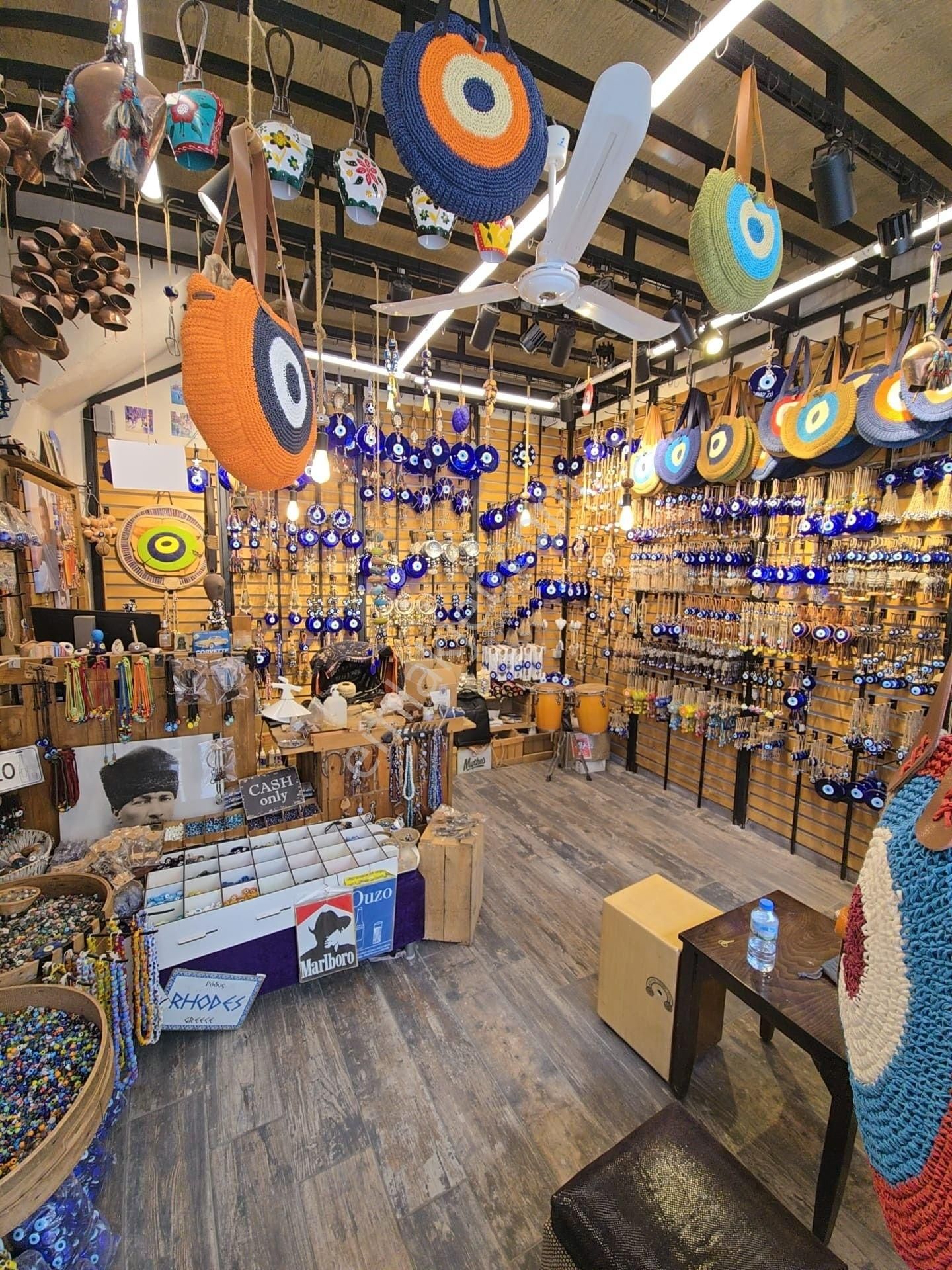 Arif Gürsular' Dan Kemeraltı' Nda Satılık Tarihi Dükkan - Görsel 5