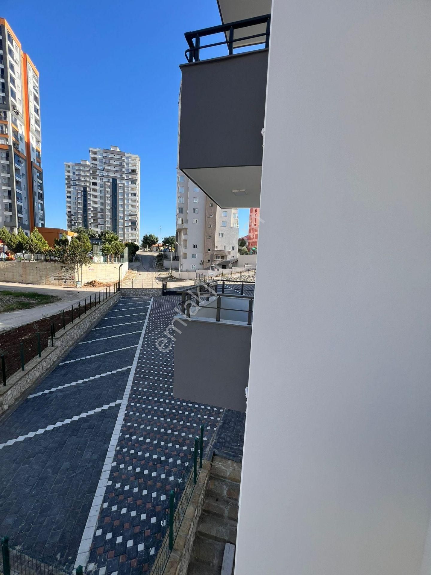 Kulepark~ayrıcalığı~ile~1+1~site~içerisi~balkonlu~özel~tasarımlı - Görsel 29