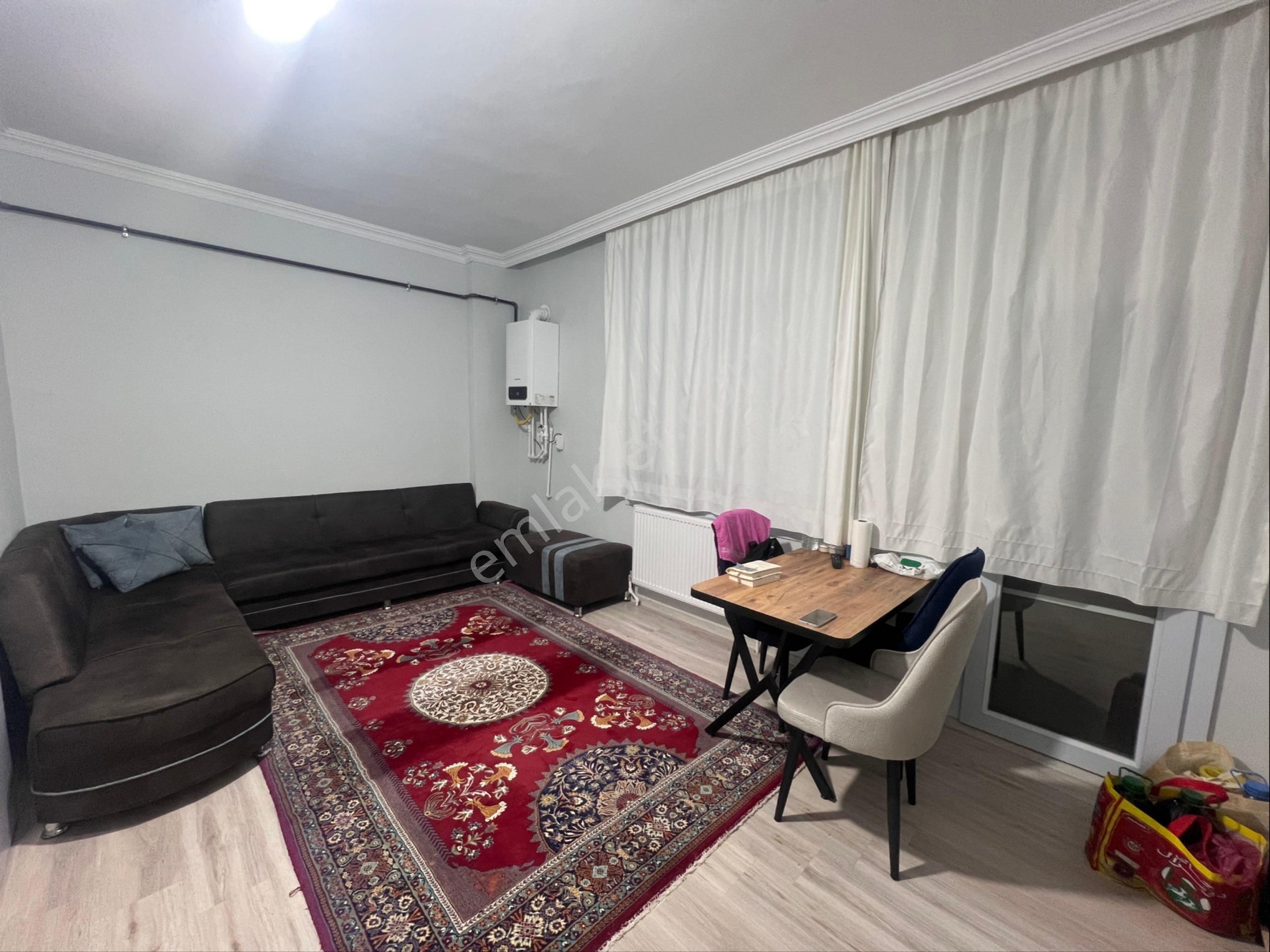 Murat Emlaktan Şehir Merkezinde Full Eşyalı 1+1 Dairemiz Satılıktır