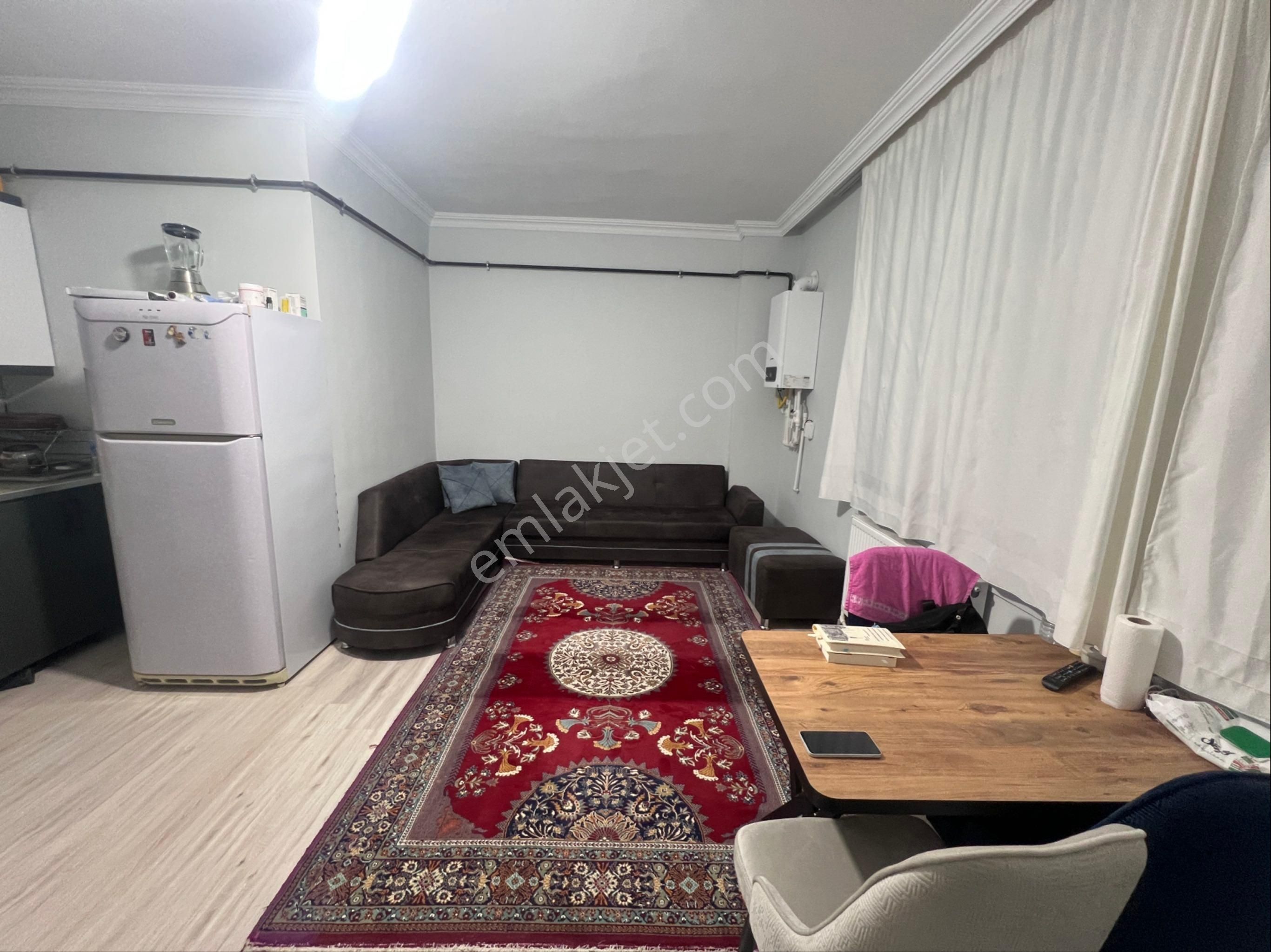 Murat Emlaktan Şehir Merkezinde Full Eşyalı 1+1 Dairemiz Satılıktır - Görsel 2