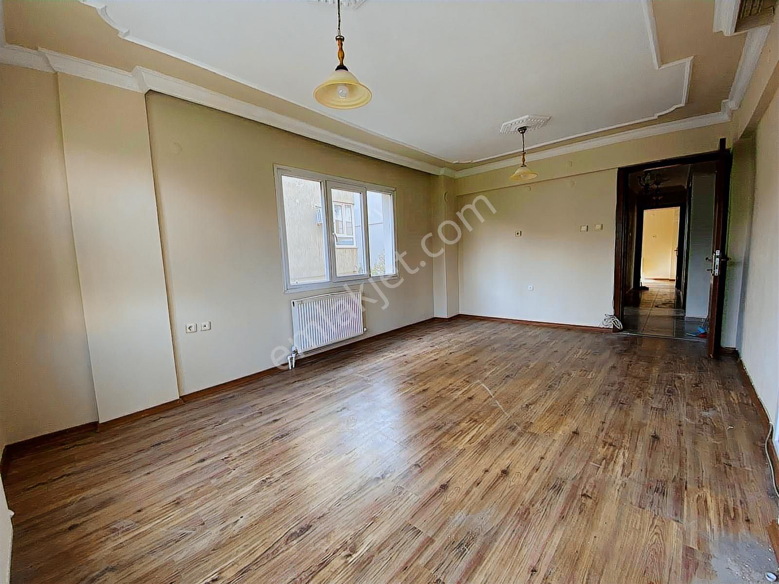 Aliağa Merkezde 3+1 Kombili Daire - Görsel 2