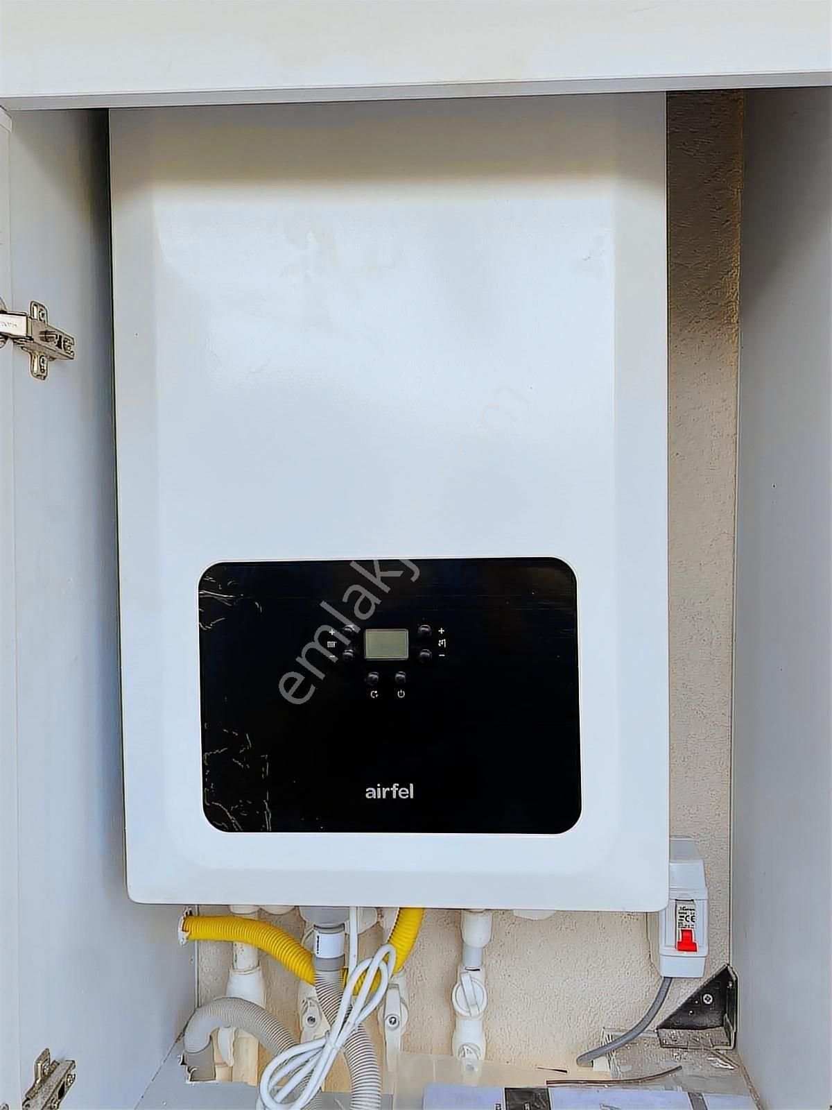 Aliağa Merkezde 3+1 Kombili Daire - Görsel 3