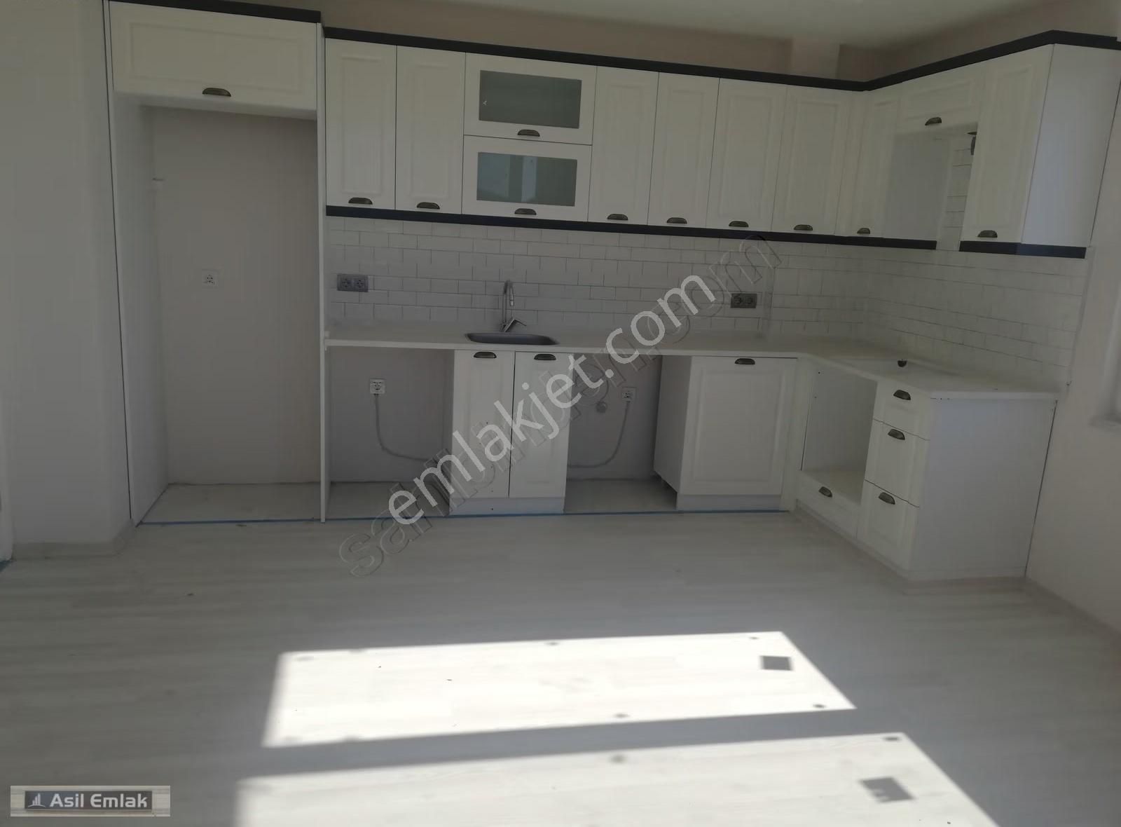 Asil Emlaktan Dalaman Ege Mah.de Kiralık 1+1 Daire - Görsel 4