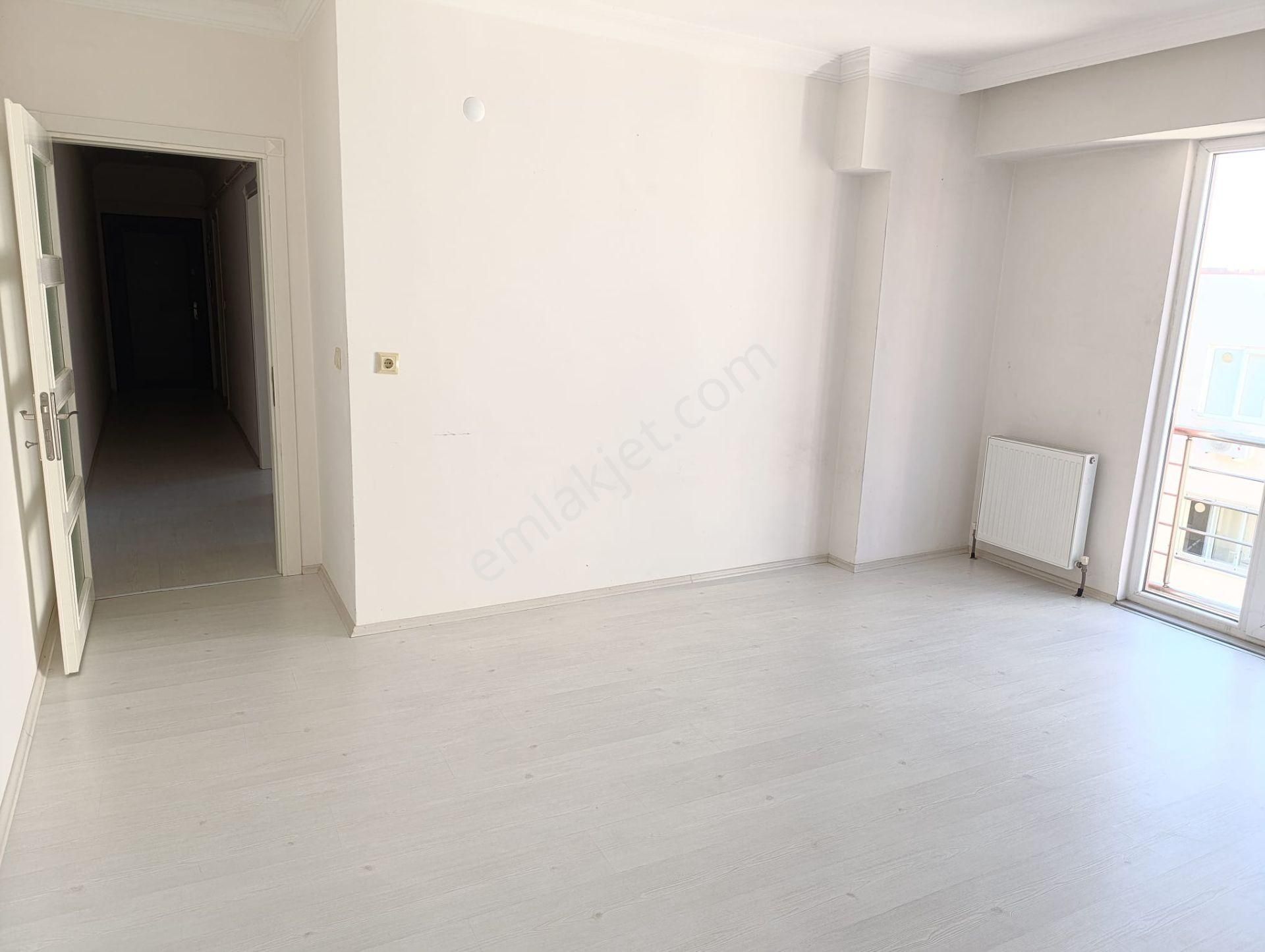 Balıkesir Bandırma Sunullah Mah. Kiralık 2+0 Daire Merkezi Konumda - Görsel 4