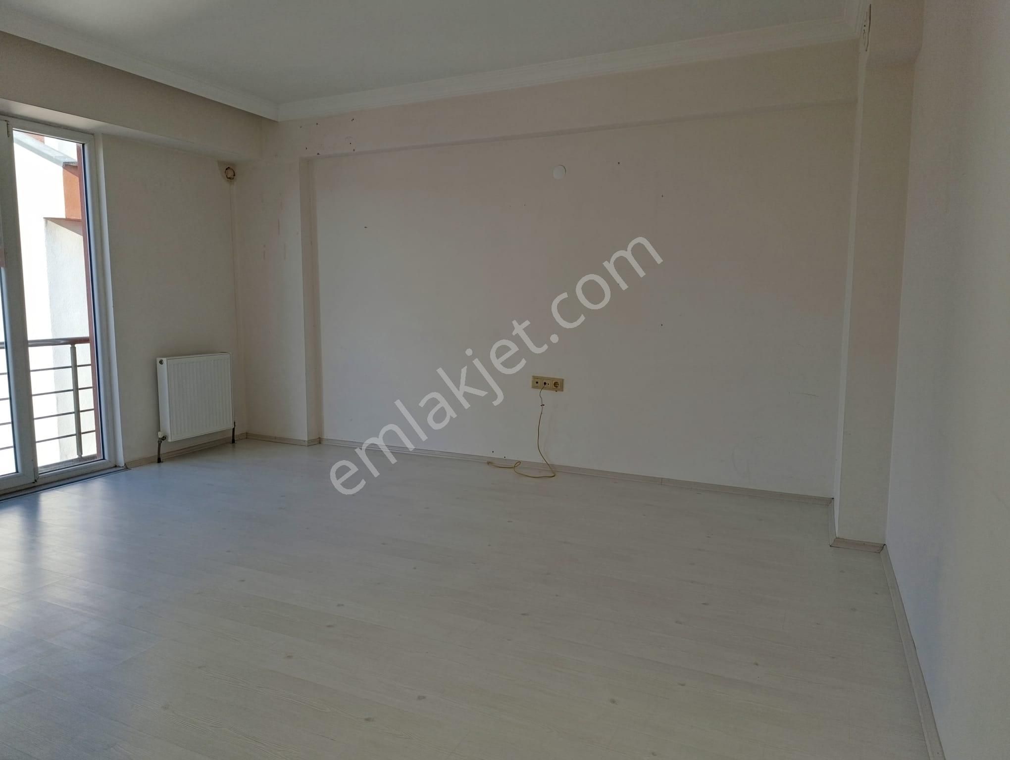 Balıkesir Bandırma Sunullah Mah. Kiralık 2+0 Daire Merkezi Konumda - Görsel 3