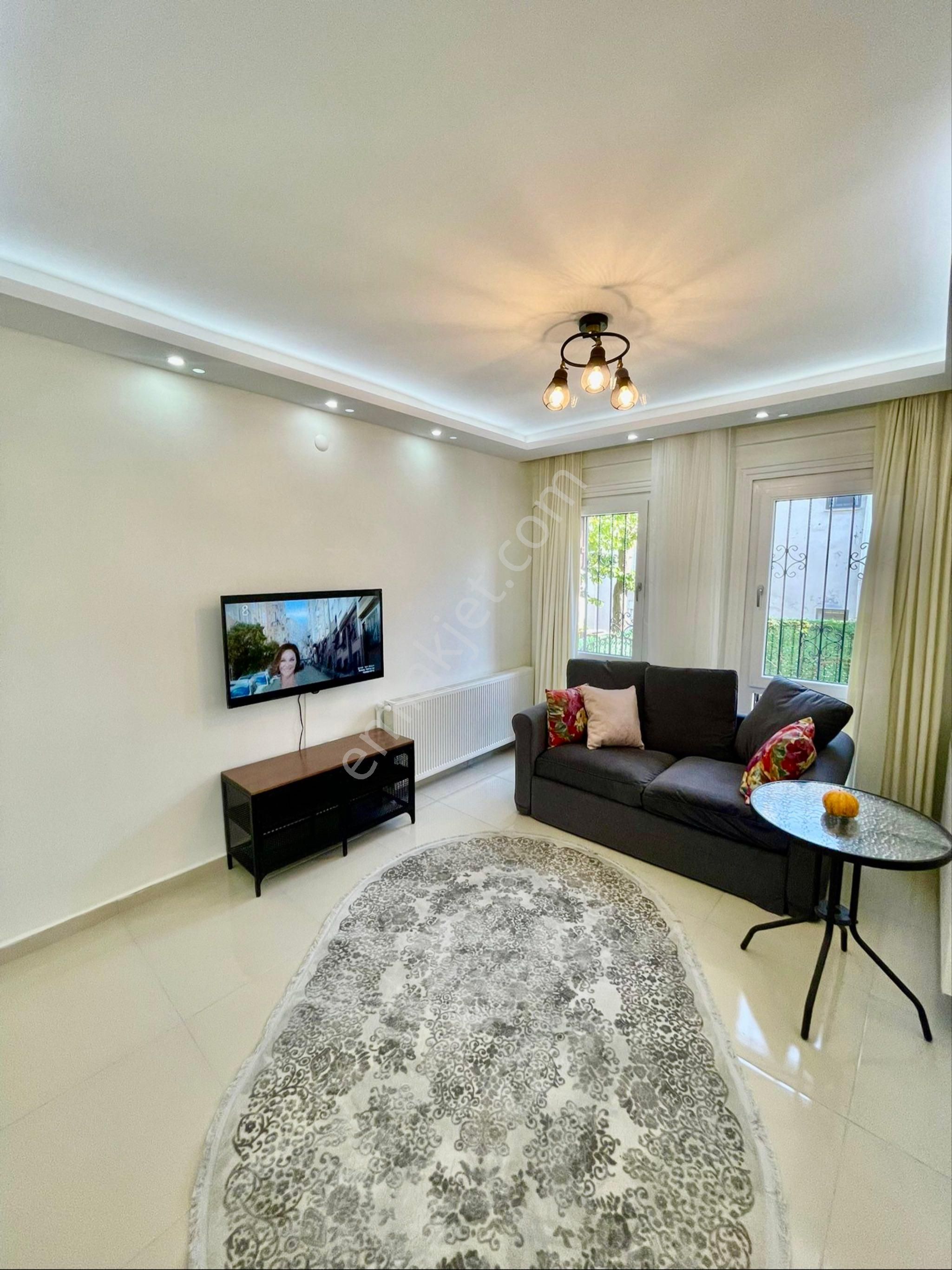 Havuzlu Sitede 4+1 Müstakil Bahçeli Yazlık - Görsel 11