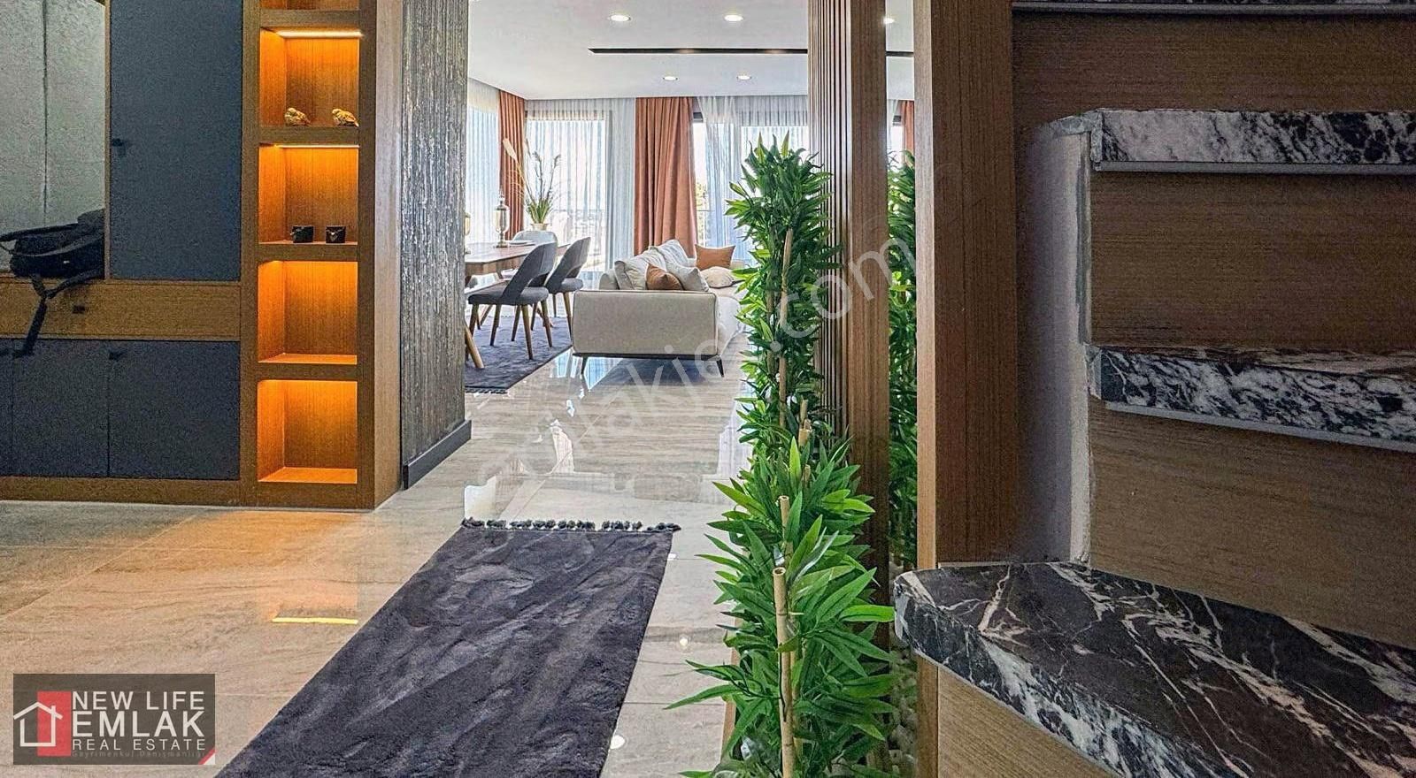 Kuşadası Soğucakta Deniz Manzaralı Full Eşyalı Müstakil Villa - Görsel 33