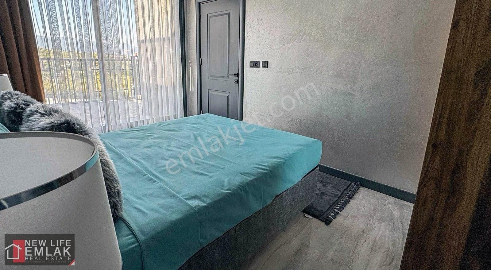 Kuşadası Soğucakta Deniz Manzaralı Full Eşyalı Müstakil Villa - Görsel 31