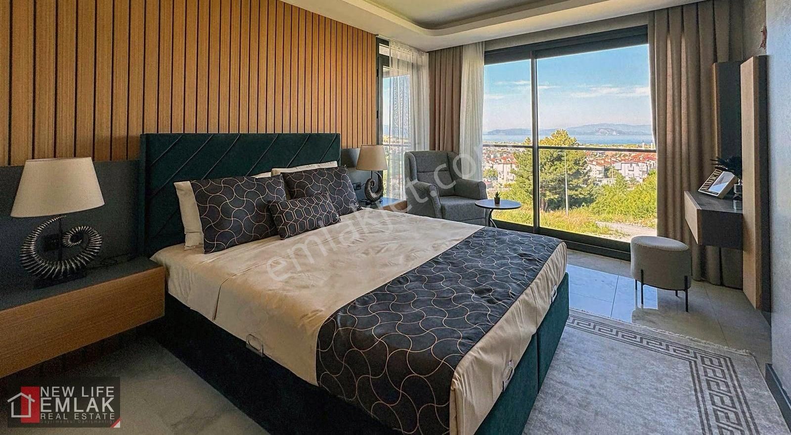 Kuşadası Soğucakta Deniz Manzaralı Full Eşyalı Müstakil Villa - Görsel 32