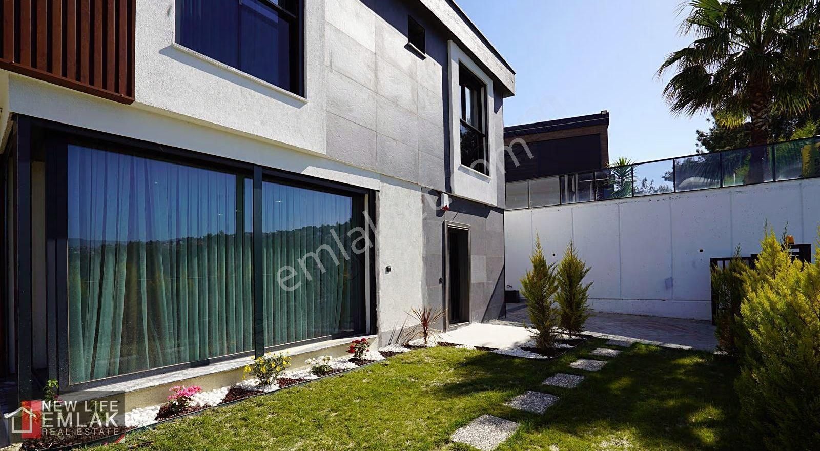 Kuşadası Soğucakta Deniz Manzaralı Full Eşyalı Müstakil Villa - Görsel 16