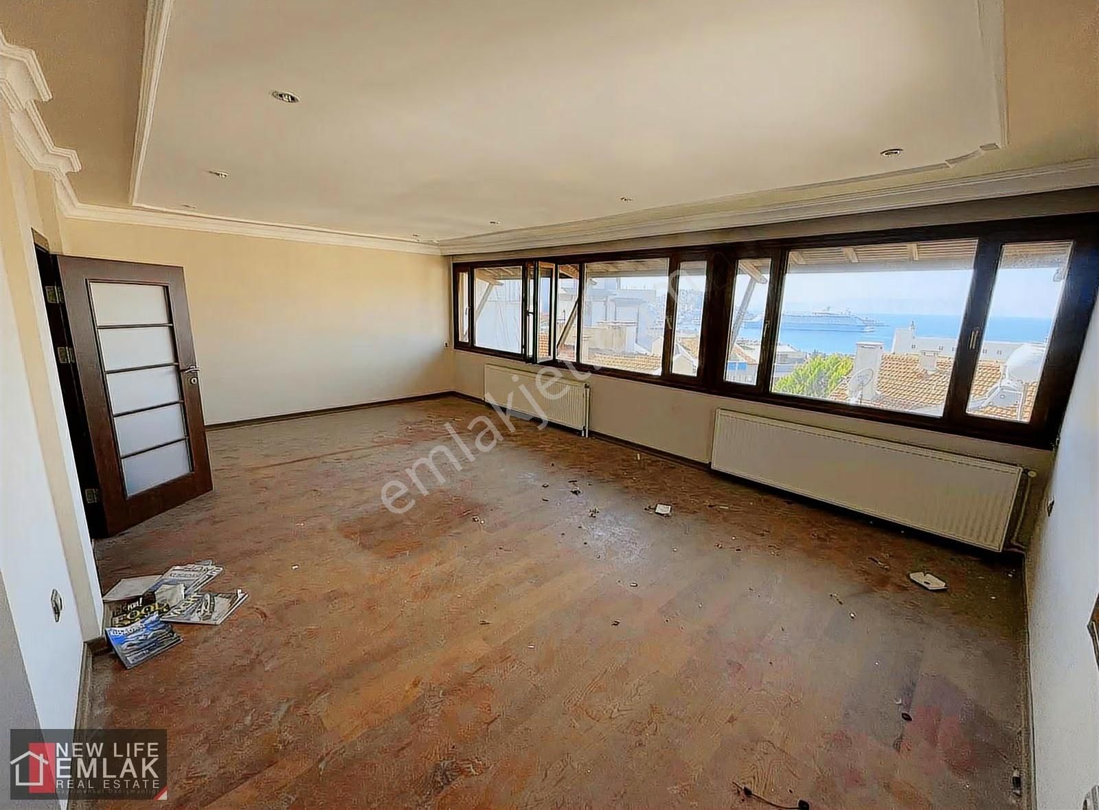 Kuşadası Marinada Muhteşem Deniz Manzaralı 7+1 Villa - Görsel 9