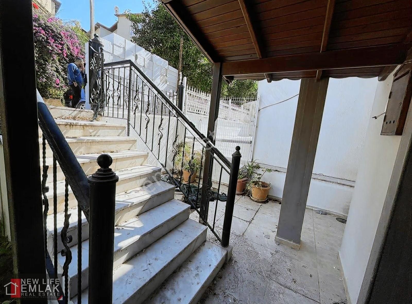 Kuşadası Marinada Muhteşem Deniz Manzaralı 7+1 Villa - Görsel 22