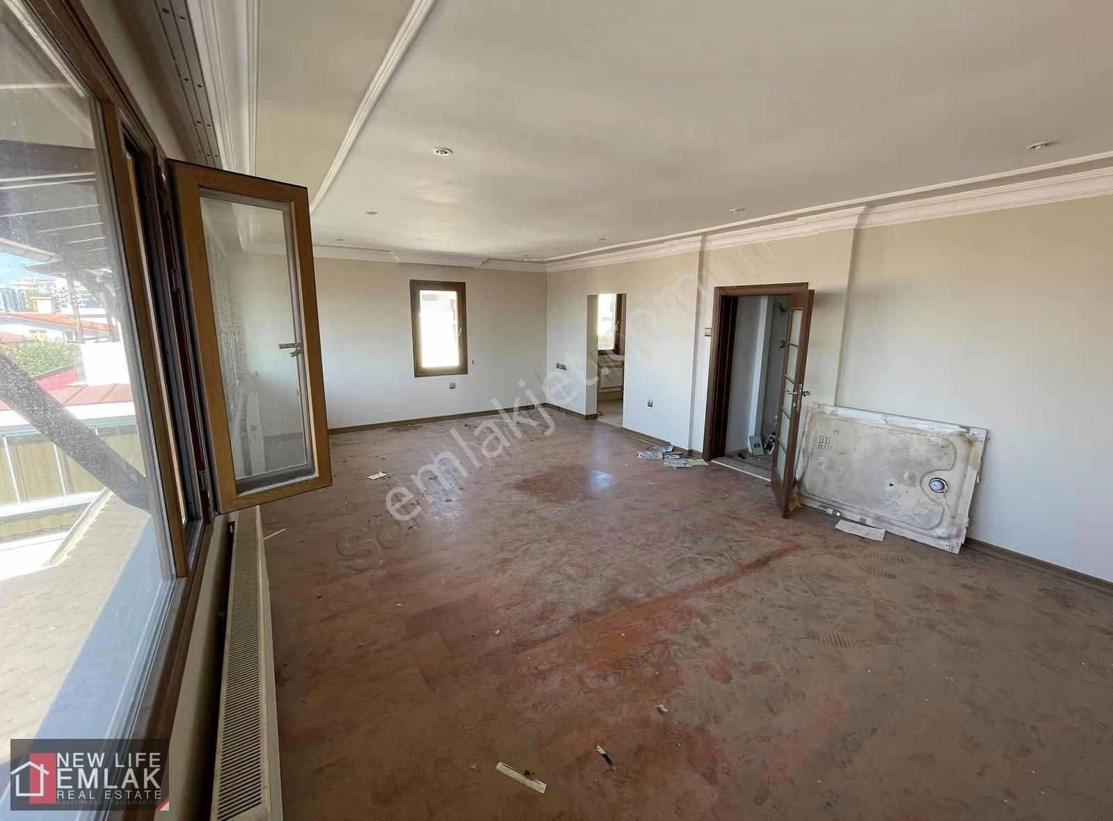 Kuşadası Marinada Muhteşem Deniz Manzaralı 7+1 Villa - Görsel 24