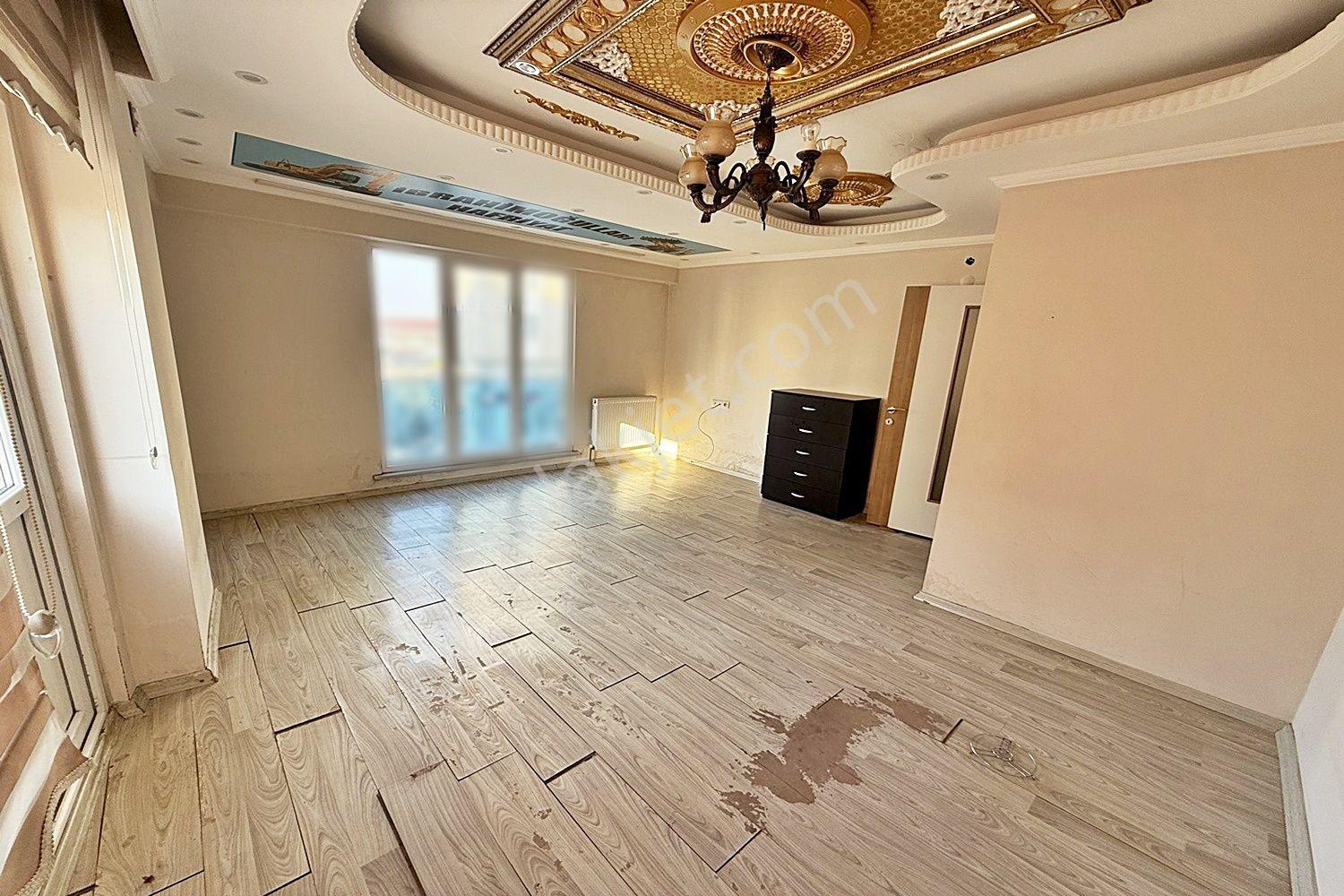 Cadde Üzerinde İskanlı Kombili Ara Kat Satılık 1+1 Daire!!! - Görsel 17