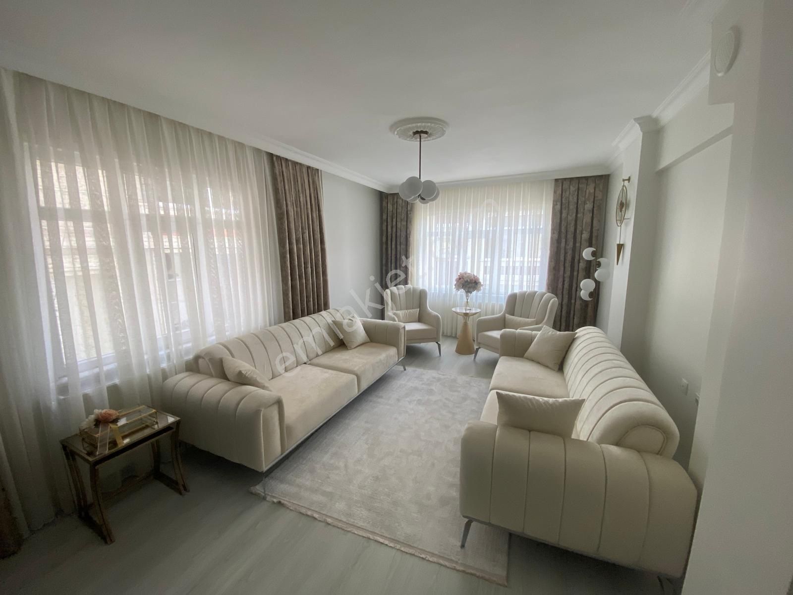 İstanbul House'dan B.evler'de Masrafsız Ön Cephe 3+1 Ara Kat - Görsel 2