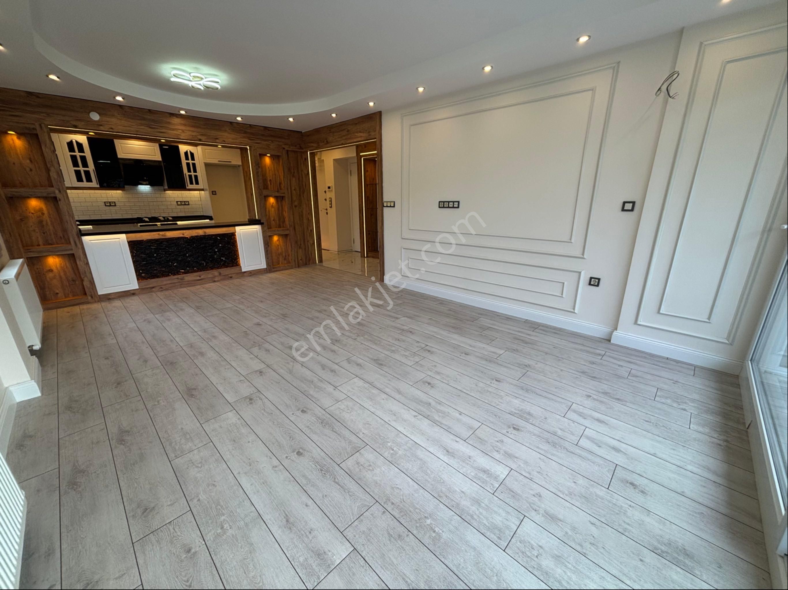 Poligonda Full Tadilatlı Park Ve Yeşil Alan Cepheli Satılık 3+1 - Görsel 4