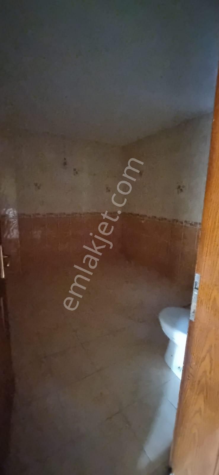 Tombul Emlaktan Karaçay Mahallesinde 3+1 Kiralık Daire - Görsel 3