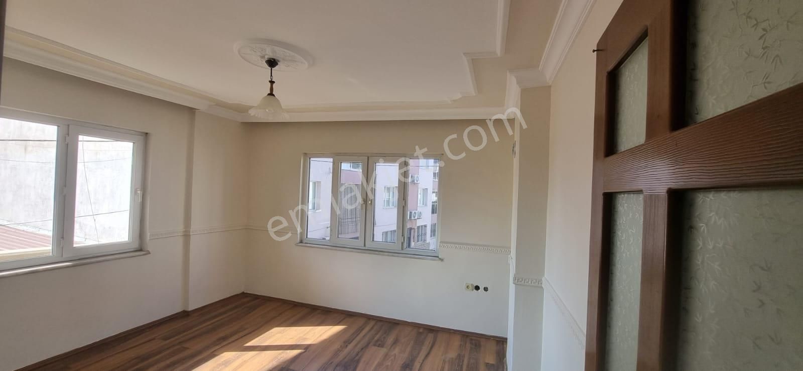 Tombul Emlaktan Karaçay Mahallesinde 3+1 Kiralık Daire - Görsel 7