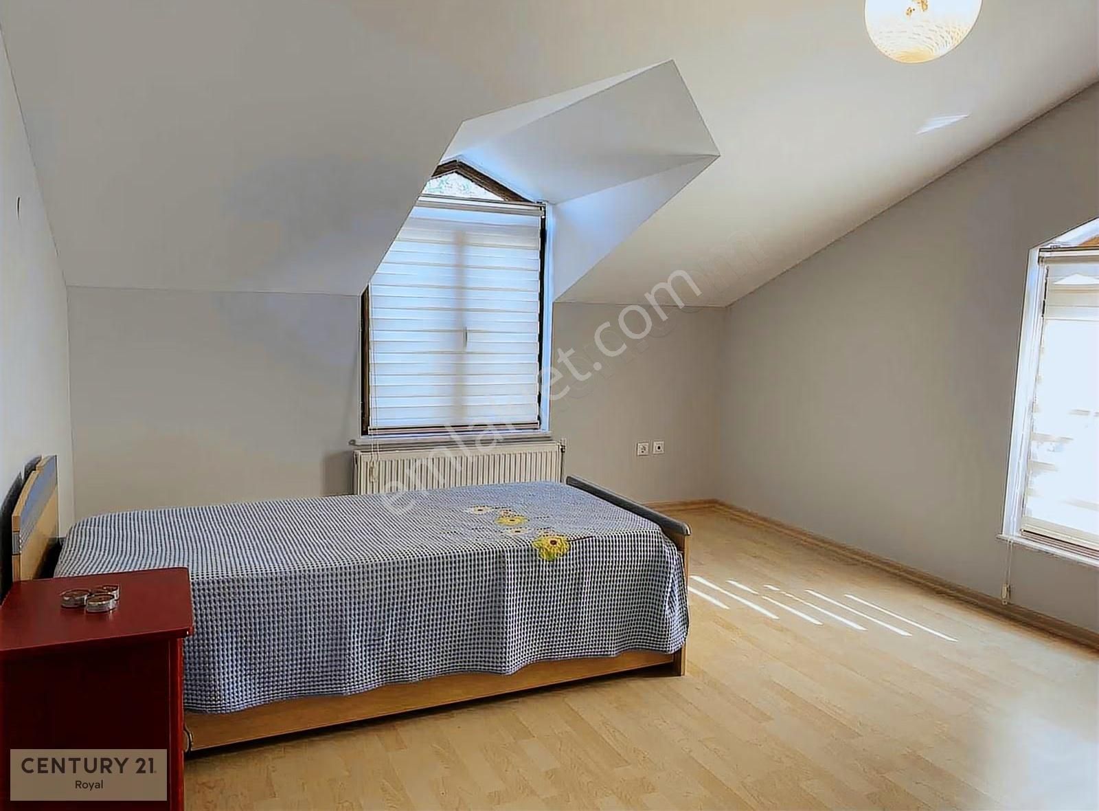 Ballıkpınarı Elit Sitesinde 4+1 Mobilyalı Kiralık Villa - Görsel 19