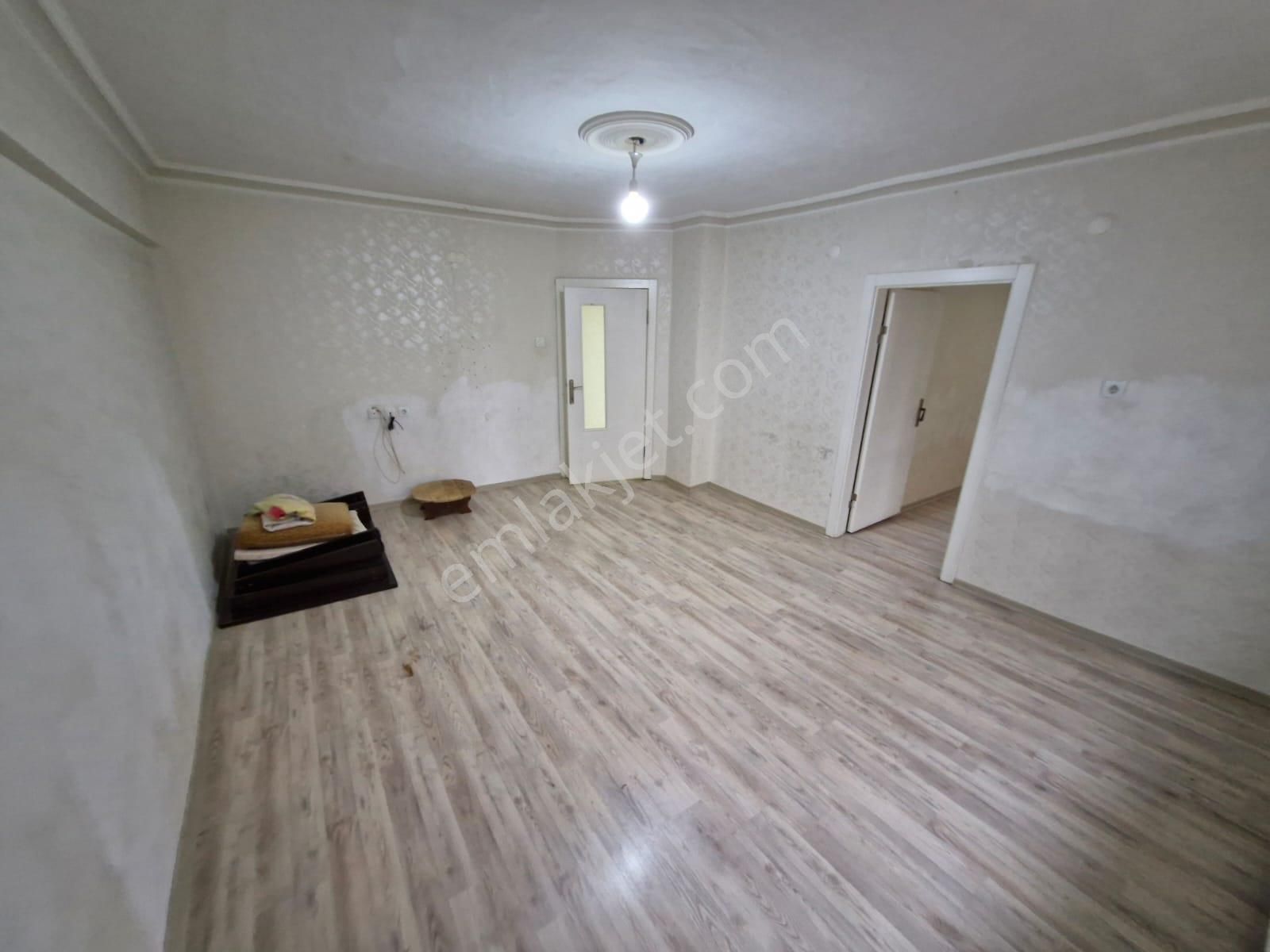 Koza Emlak'tan Plevne Mahalesinde Yeşiloavaya Sınır 3+1 Yapılı Satılık Daireee - Görsel 10