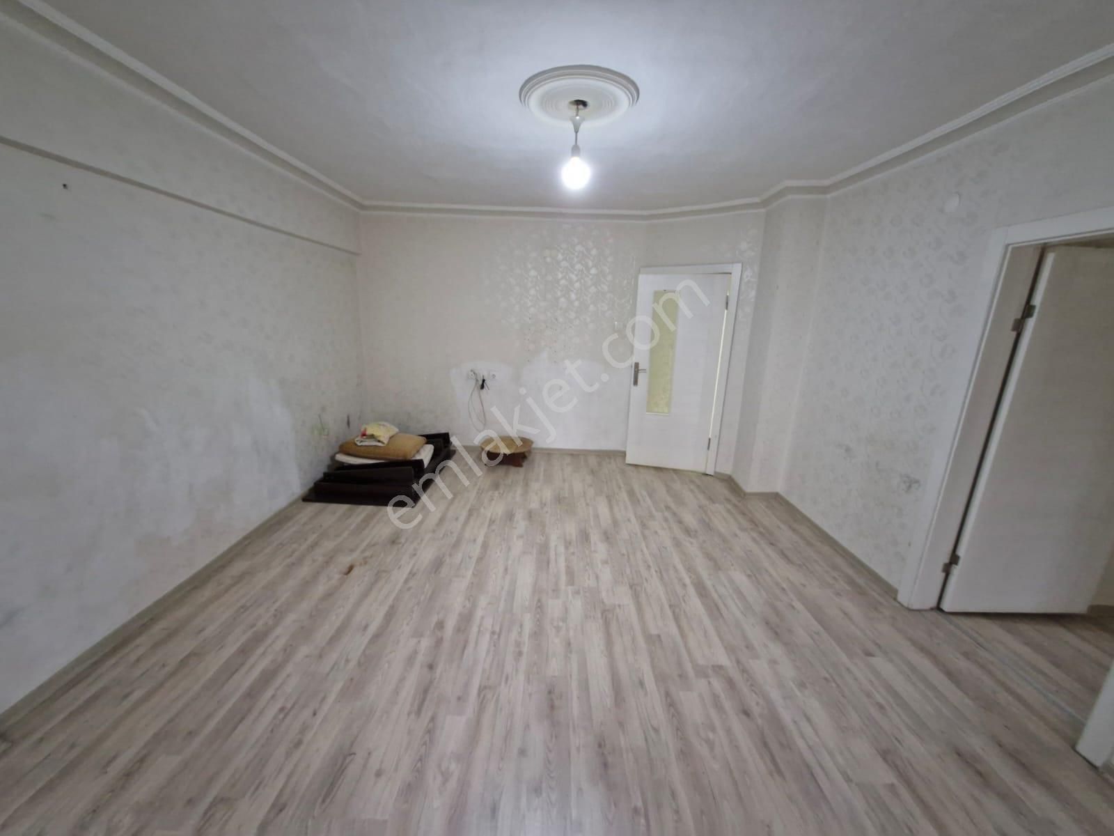 Koza Emlak'tan Plevne Mahalesinde Yeşiloavaya Sınır 3+1 Yapılı Satılık Daireee - Görsel 11