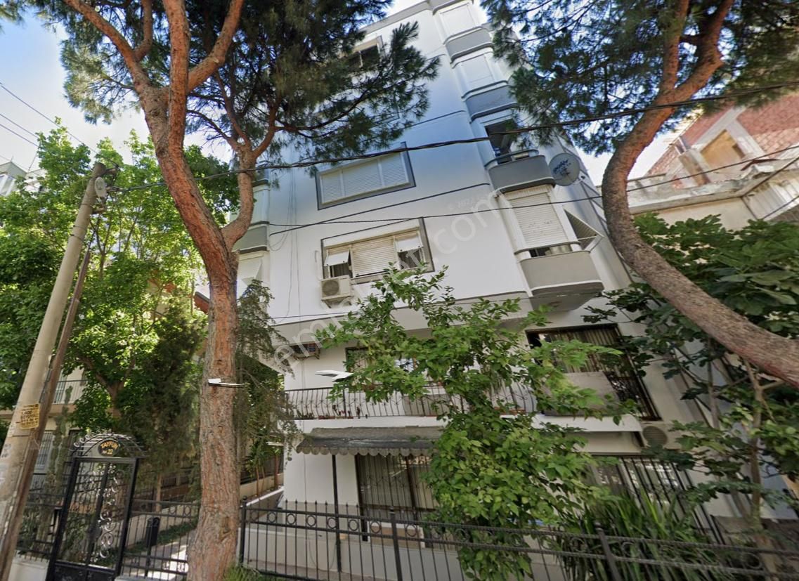 Arif Gürsular' Dan Karşıyaka Bahçelievler' De Bahçe Dubleksi