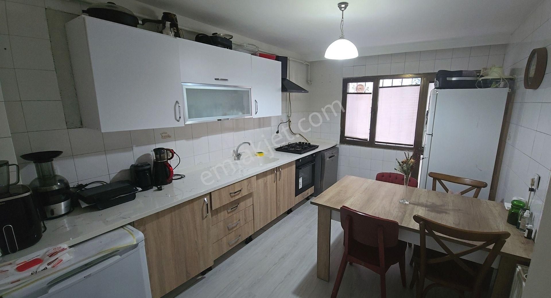 Arif Gürsular' Dan Karşıyaka Bahçelievler' De Bahçe Dubleksi - Görsel 3