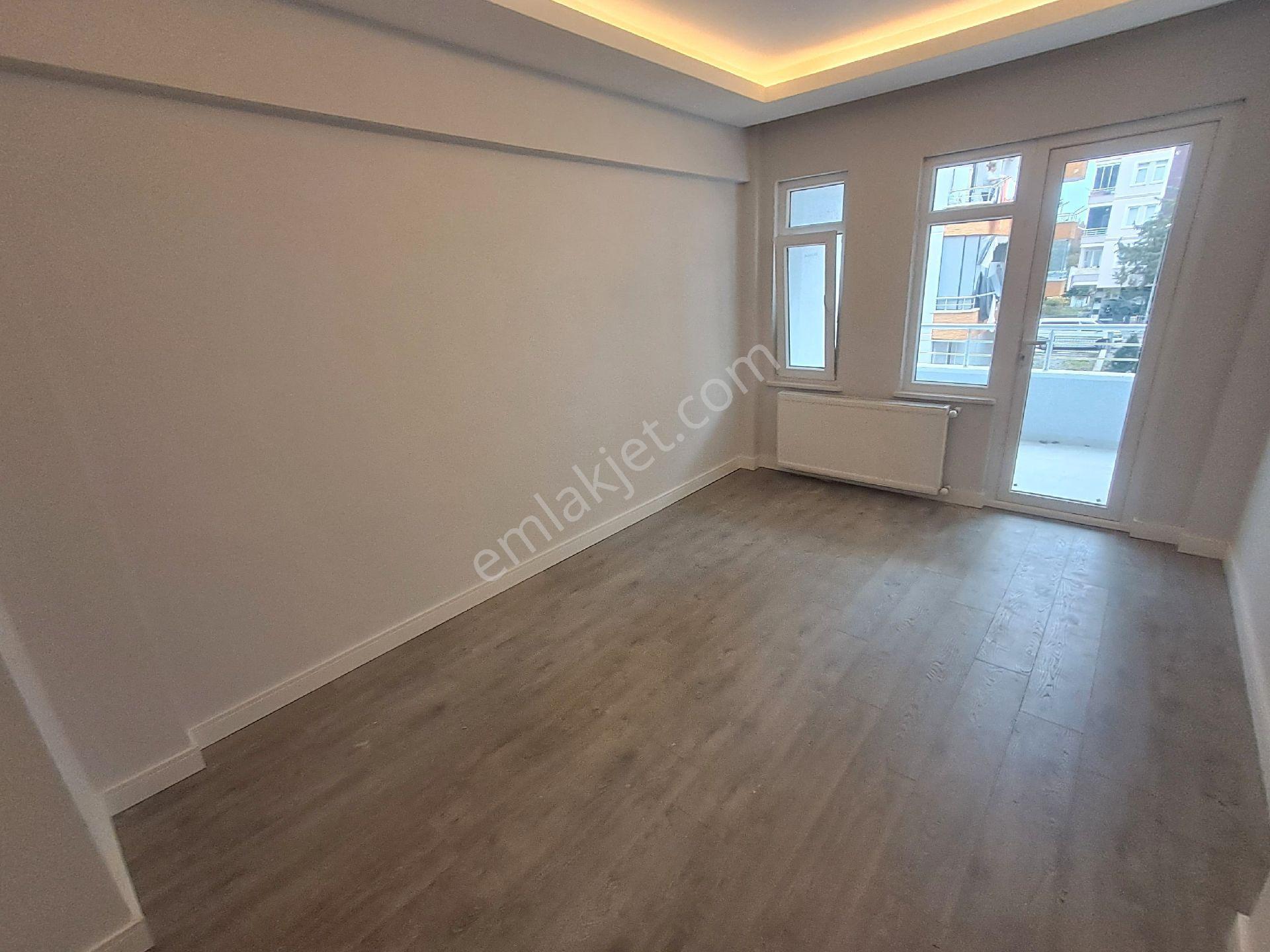 Lider Gayrimenkul'den Atakum Ömürevleri Mevkiinde3+1 150m2 Özel Yapım Daire - Görsel 24